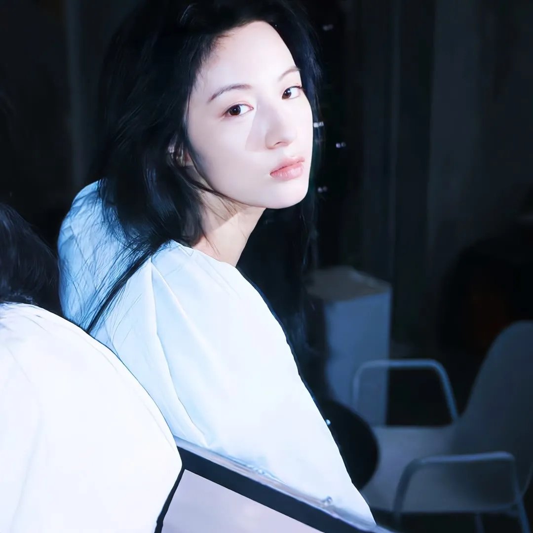 女孩坏坏 在线观看